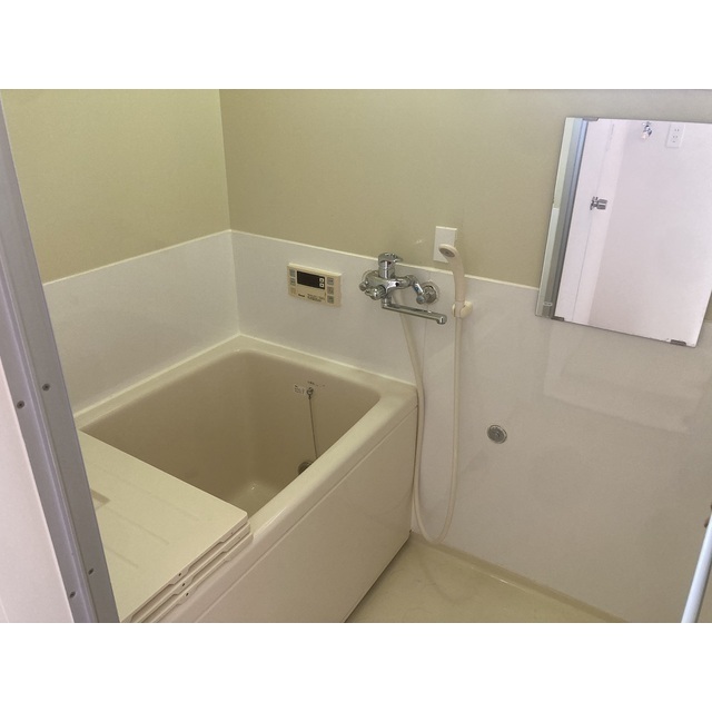 バス・シャワールーム　お風呂で日々の疲れを落としましょう