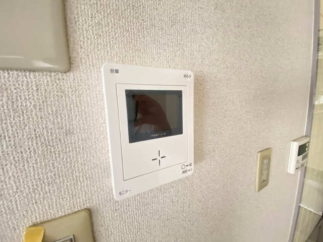 セキュリティ　モニター付きインターホン
