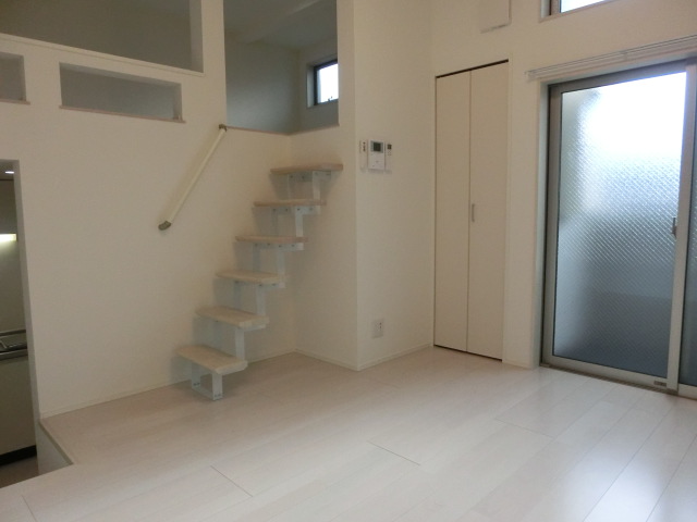 居室・リビング　※同シリーズ参考写真