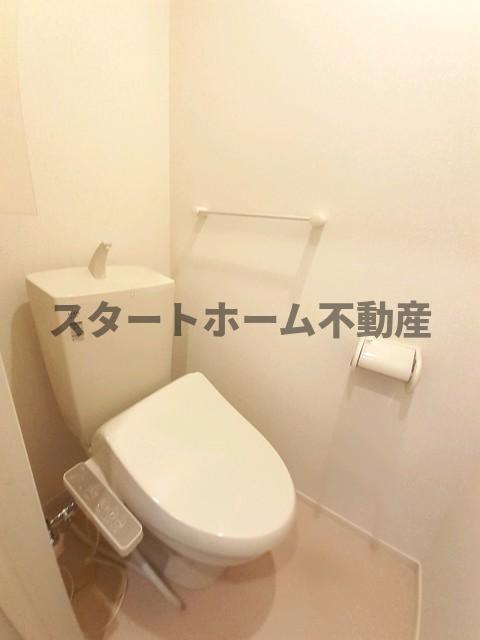 トイレ　清潔感のあるトイレです