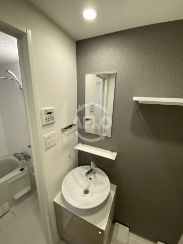 洗面設備　エスリード本町レジデンス　独立洗面化粧台