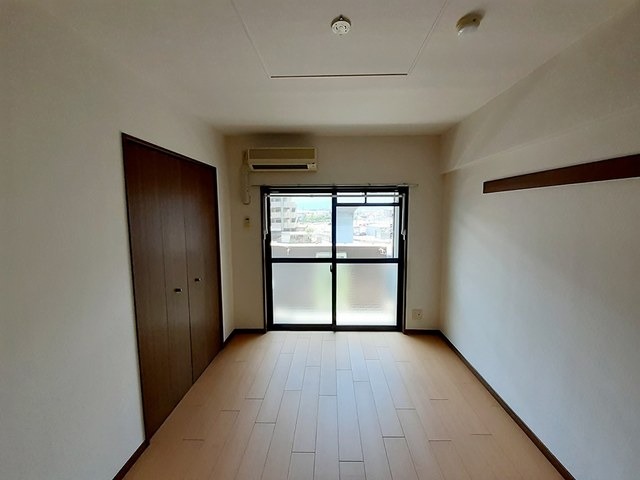 居室・リビング　別号室