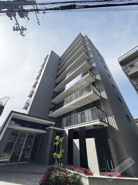 建物外観　鉄筋コンクリート造・ガッチリとした建物です♪