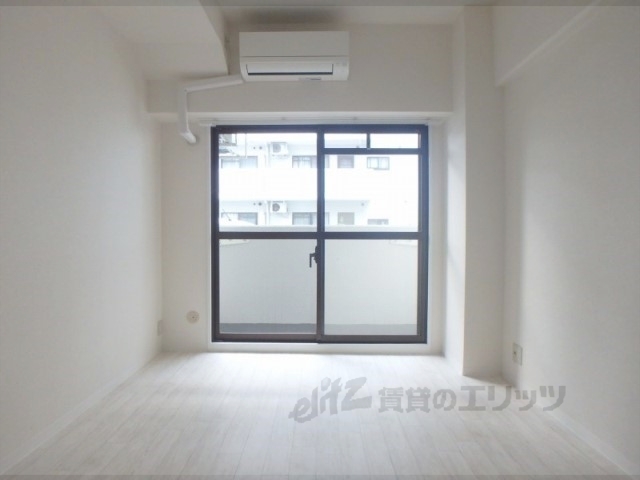 居室・リビング　居室