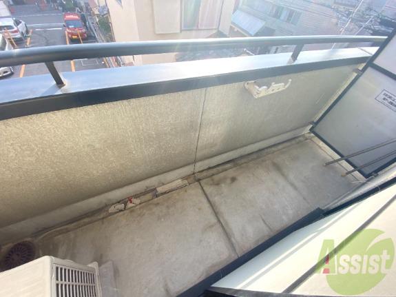 バルコニー　南向きで日当りのいいバルコニーです！洗濯物も干せますよ～