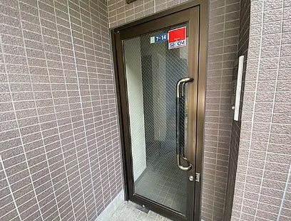 エントランス　毎日通るエントランス♪