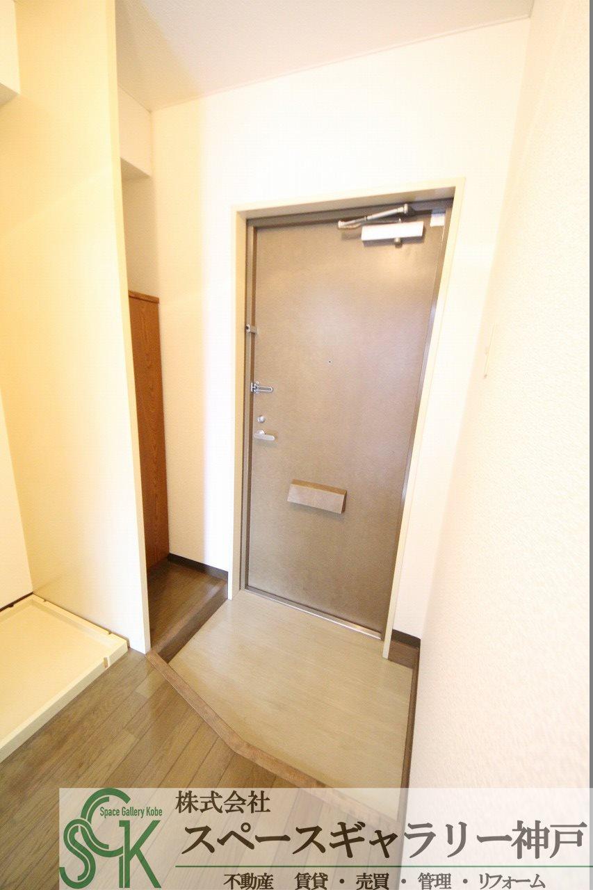 ルミエール明石の玄関写真