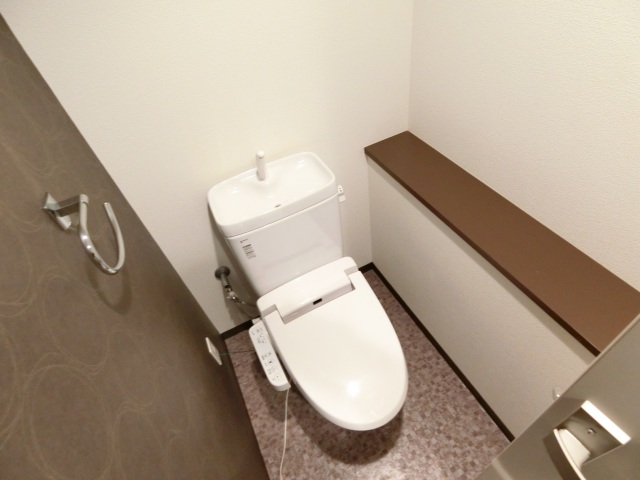 トイレ　ウォシュレット