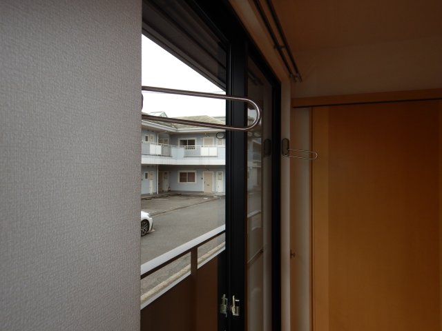 その他設備　室内物干し