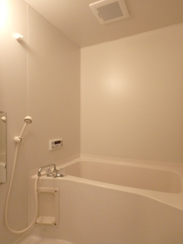 バス・シャワールーム　図面と現状に相違がある場合には現状を優先