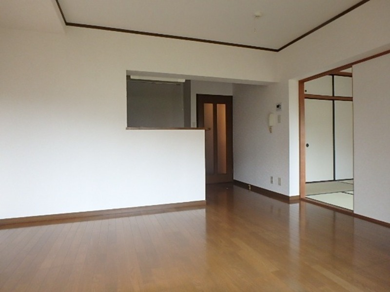 居室・リビング　図面と現状に相違がある場合には現状を優先