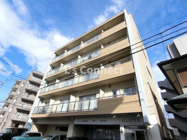 建物外観　２００７年築のマンションです。