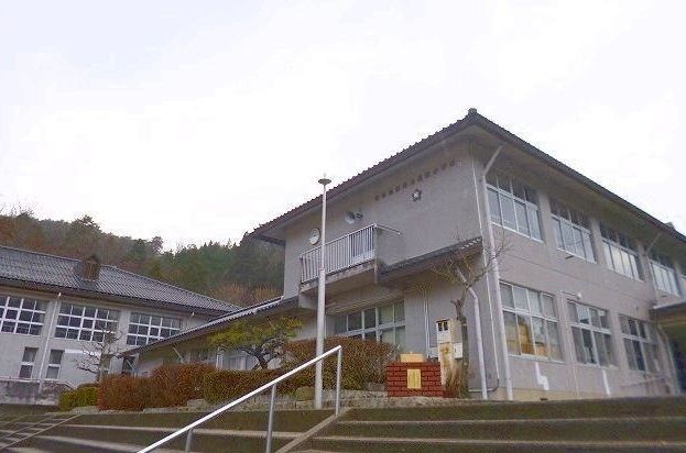 小学校　根野小学校（小学校）まで400m