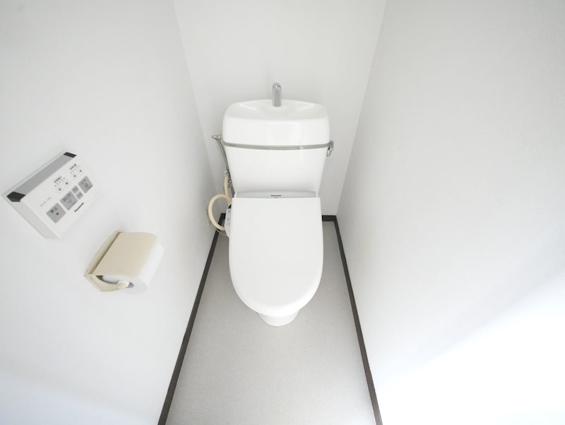 トイレ　ウォシュレット