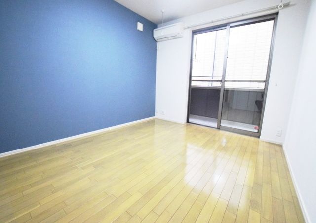 居室・リビング　★★明るいお部屋です★★