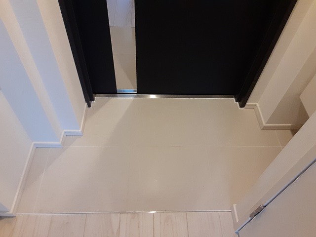 玄関　参考写真