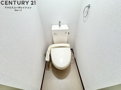 トイレ　お風呂トイレ別でおすすめ・温水洗浄便座完備