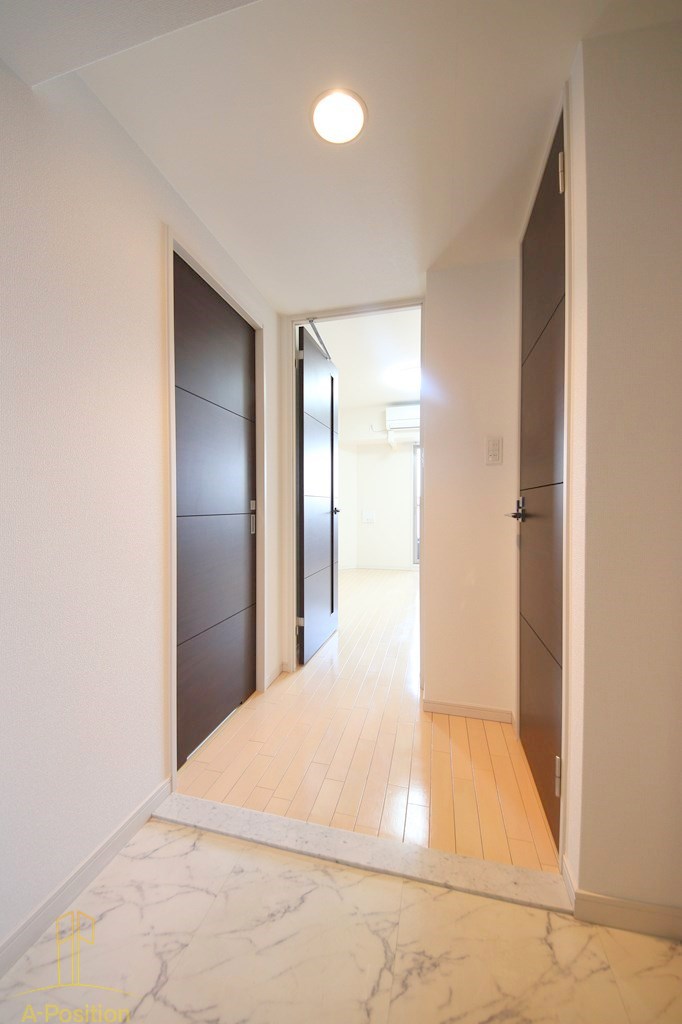 玄関　S-RESIDENCE Hommachi Marks