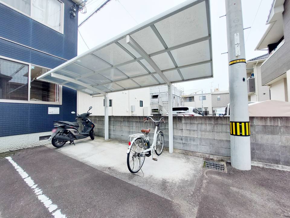 駐車場　駐輪場