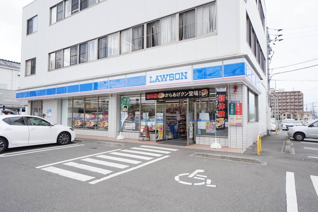 コンビニ　ローソン松山東石井六丁目店（コンビニ）まで533m