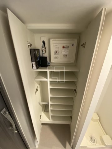 収納　コンフォリア・リヴ北久宝寺Q　シューズボックス