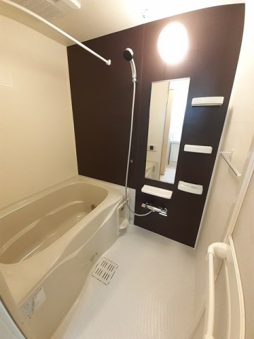バス・シャワールーム　日々の暮らしに欠かせないお風呂です