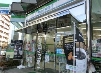 コンビニ　ファミリーマート台東鳥越店（コンビニ）まで71m