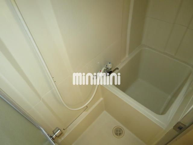 バス・シャワールーム　このお家賃でバストイレ別です。