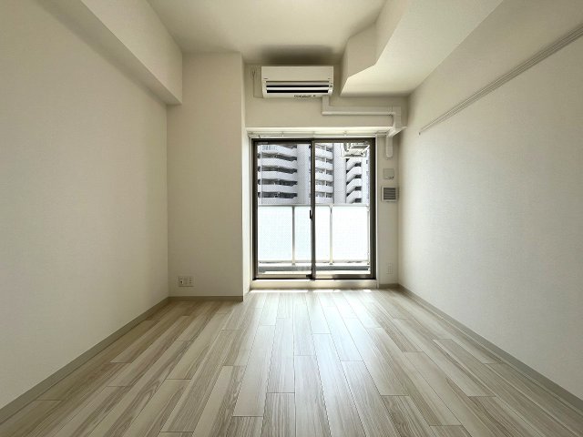 居室・リビング　※別号室の参考写真です