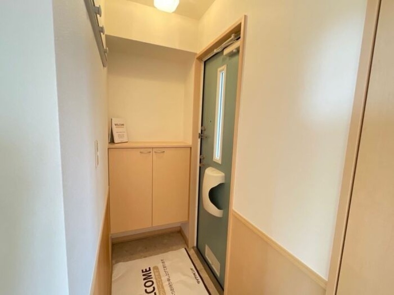 玄関　図面と現状に相違がある場合には現状を優先