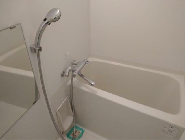 バス・シャワールーム　バスルーム