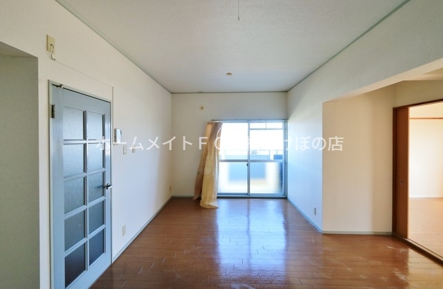 居室・リビング　同型別部屋写真