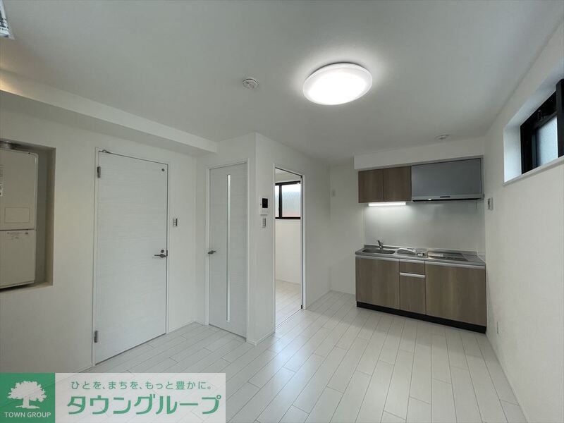 居室・リビング　★お部屋探しは株式会社タウンハウジング東京まで★