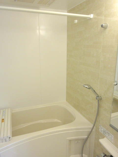 バス・シャワールーム　★追焚＆浴室乾燥機★