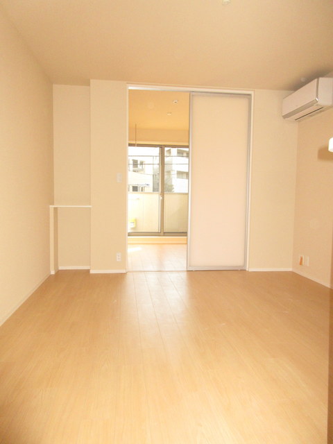 居室・リビング　★オールフローリング★