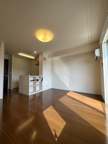 居室・リビング　同仕様　反転の場合あり（00314-202）