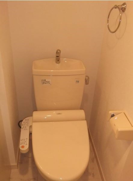 トイレ　同タイプのお部屋の写真です。