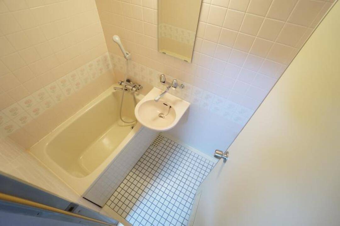 バス・シャワールーム　浴室