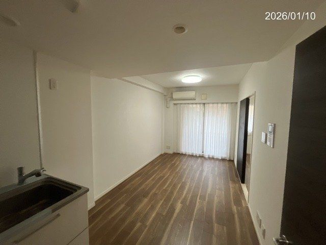 居室・リビング　仲介手数料が賃料の半月分+税にてご紹介可能