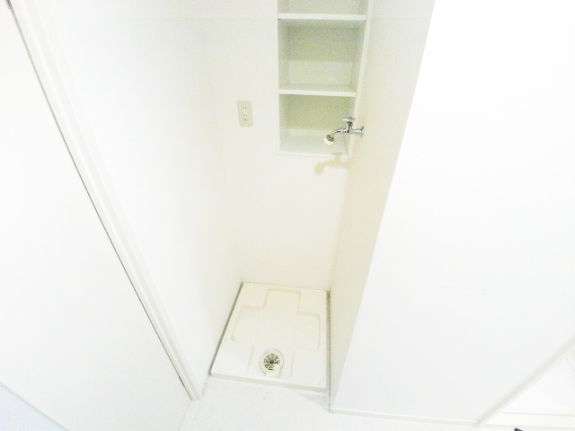 その他　洗濯機は室内に設置できます