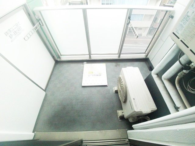 バルコニー　東向きのバルコニー