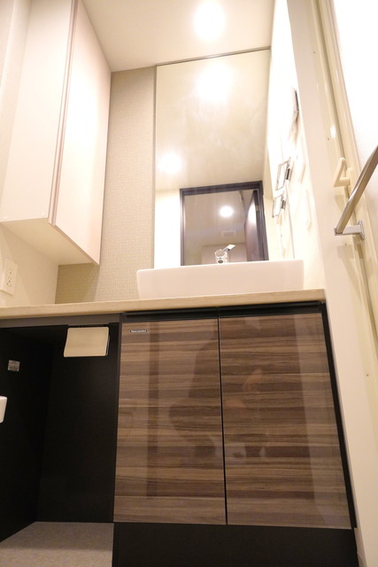 洗面設備　※写真は同タイプ住戸です。