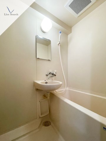 バス・シャワールーム　同タイプ別室写真