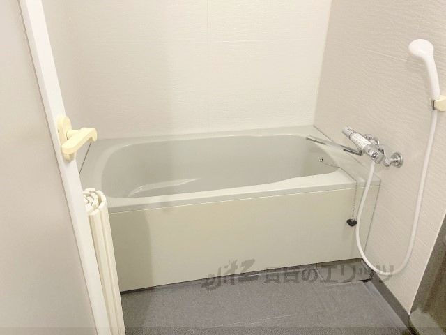 バス・シャワールーム　風呂