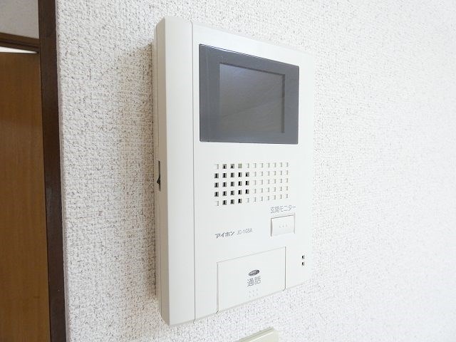 セキュリティ　写真は105号室です（参考）