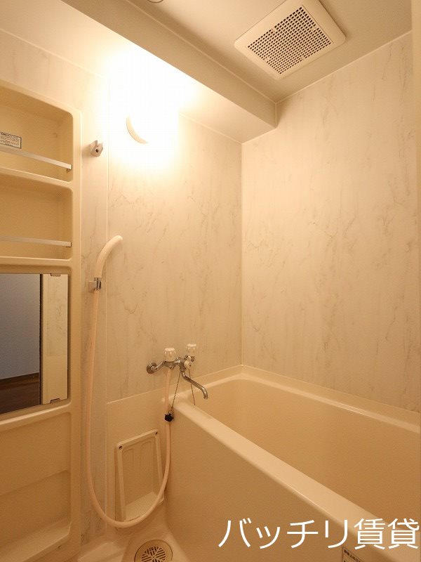 バス・シャワールーム　別号室イメージの為、現状を優先致します