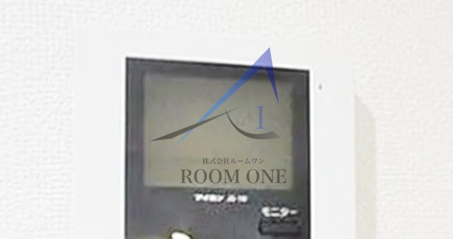 セキュリティ　モニター付きインターホンです。