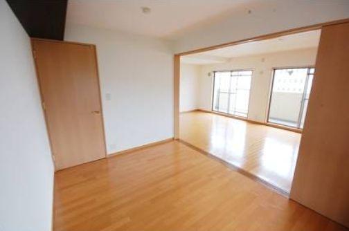 居室・リビング　プレミュール阿波座　リビング