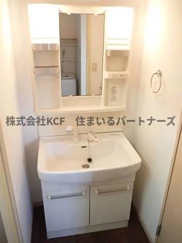 洗面設備　忙しい朝には欠かせない洗面所です