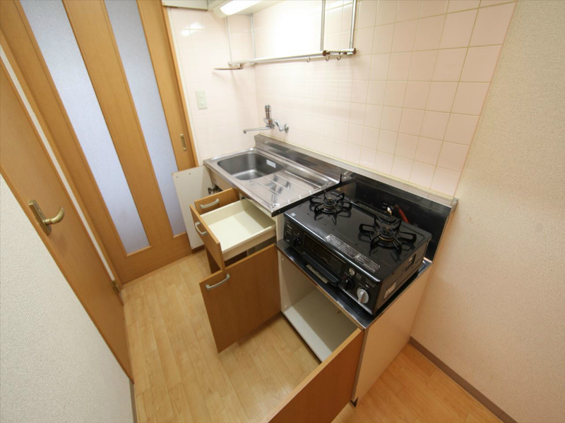 キッチン　カウンターキッチン（ガス2口コンログリル付）